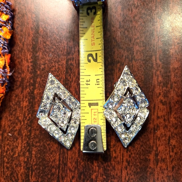 2 Pair Vintage Clip On Earrings, Rhinestone, White Lucite - Picture 12 of 16